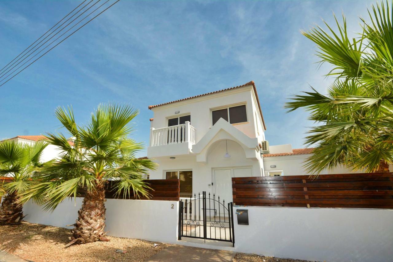 Nissi Palms Villa Ayia Napa Exteriör bild